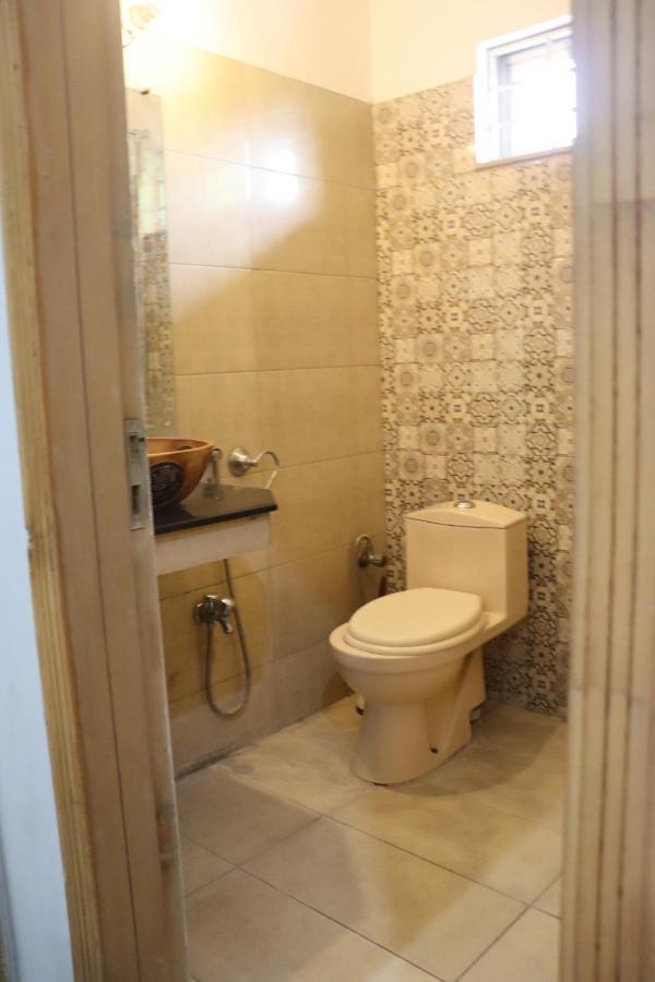 N N Guests Palace Islamabad Extérieur photo